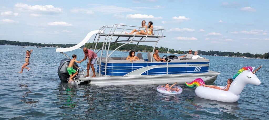 Used Bennington L Line Luxury Stern Lounge Tritoon Boats For Sale 