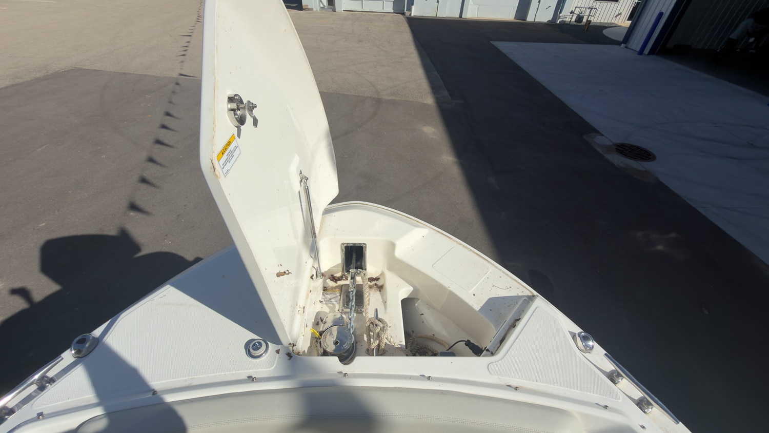 2022 Boston Whaler 240 Vantage, photo 26 of 28