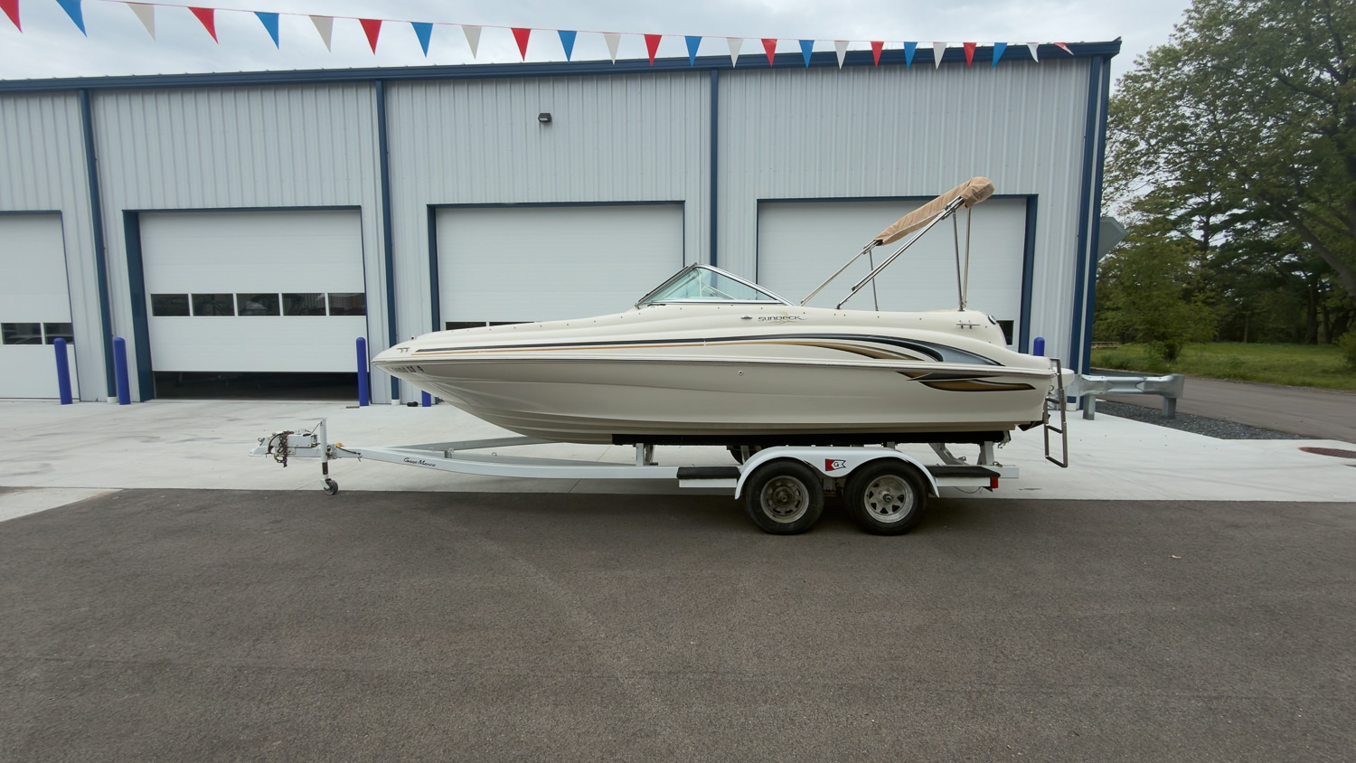 2000 Sea Ray 210 Sundeck