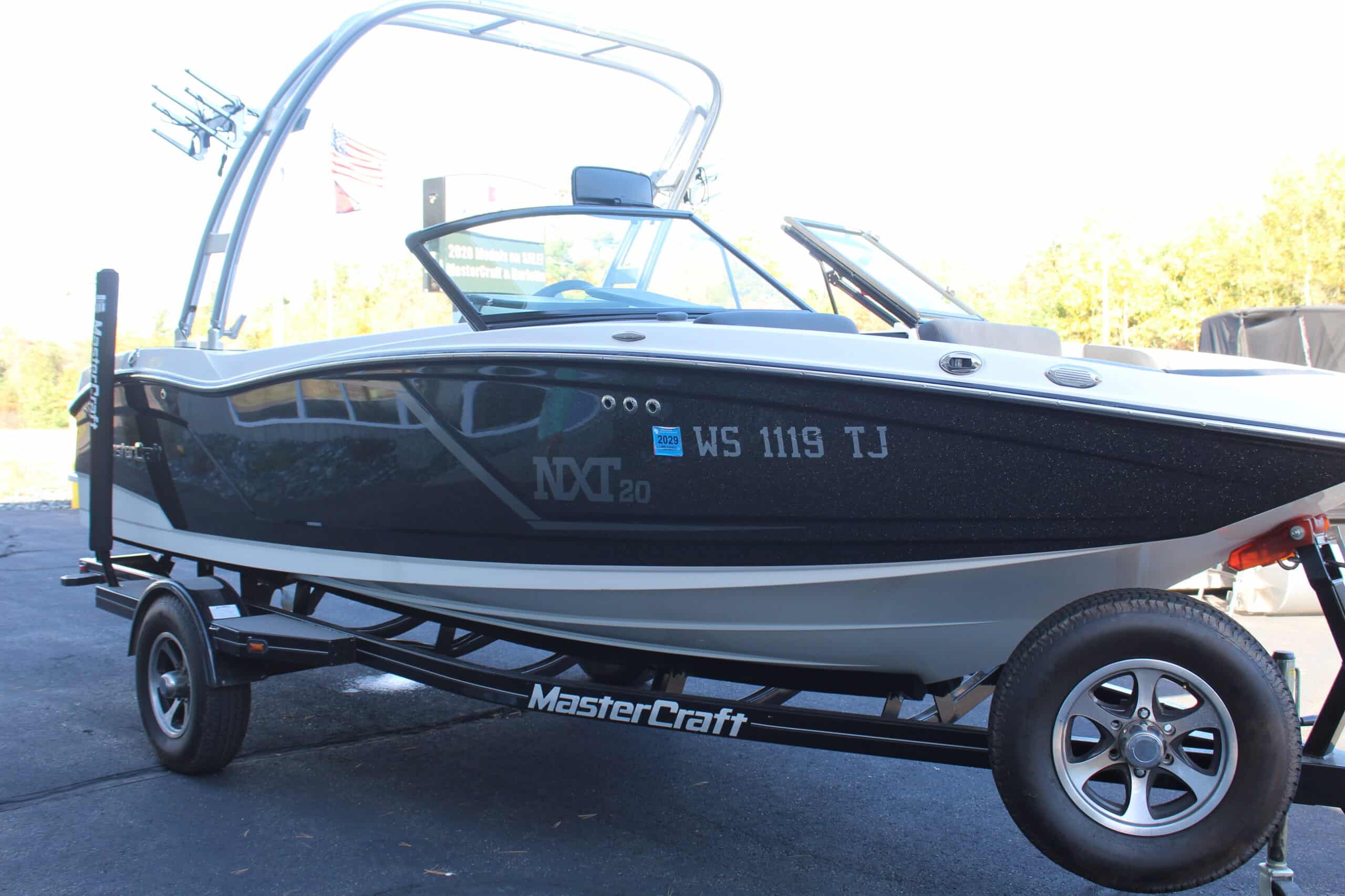 2016 MasterCraft NXT20, photo 5 of 17