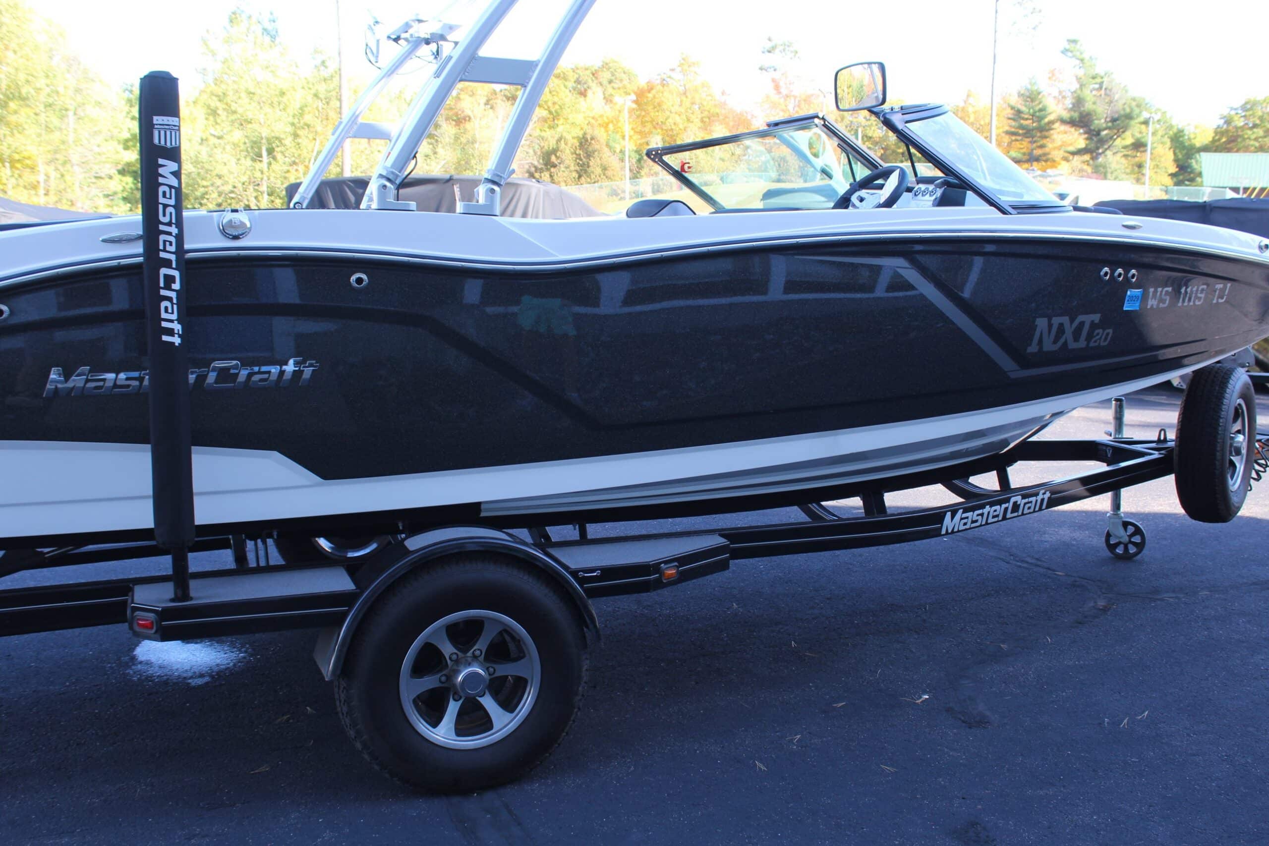 2016 MasterCraft NXT20, photo 6 of 17