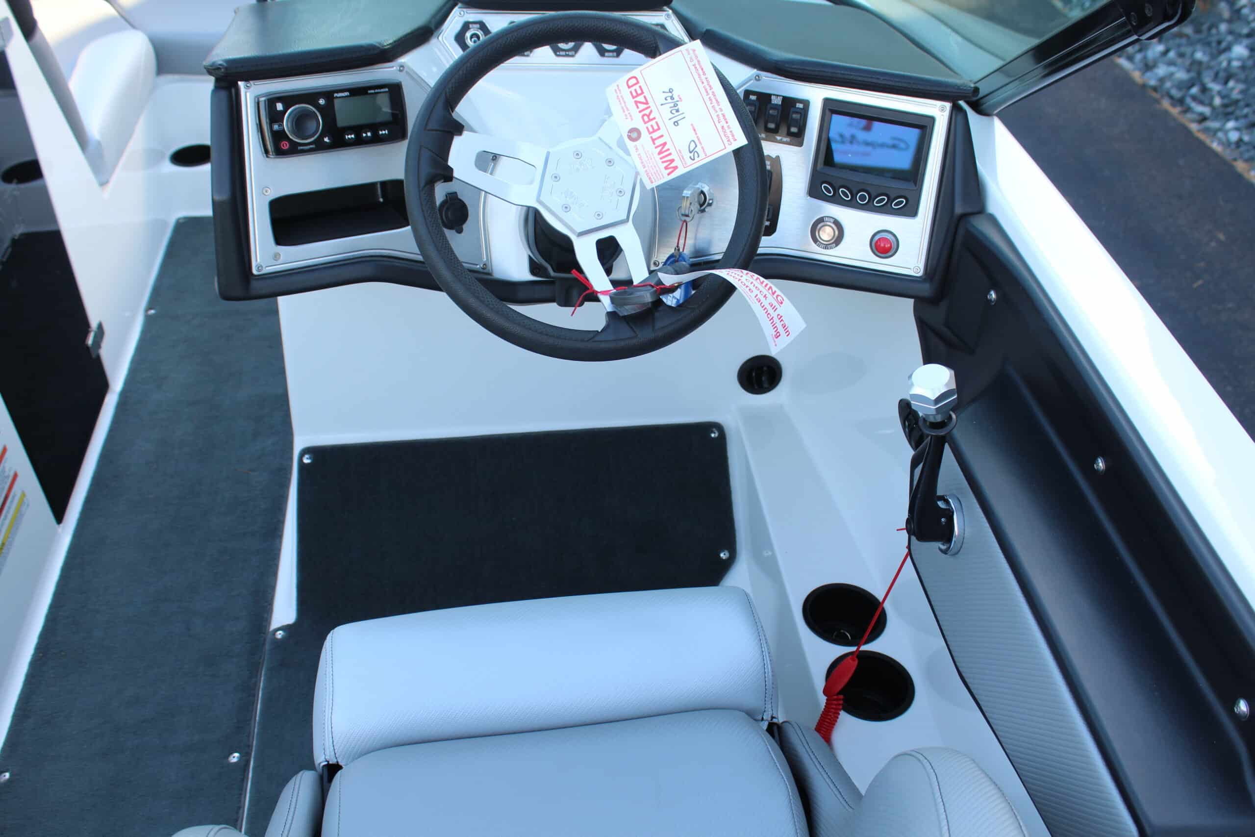2016 MasterCraft NXT20, photo 10 of 17