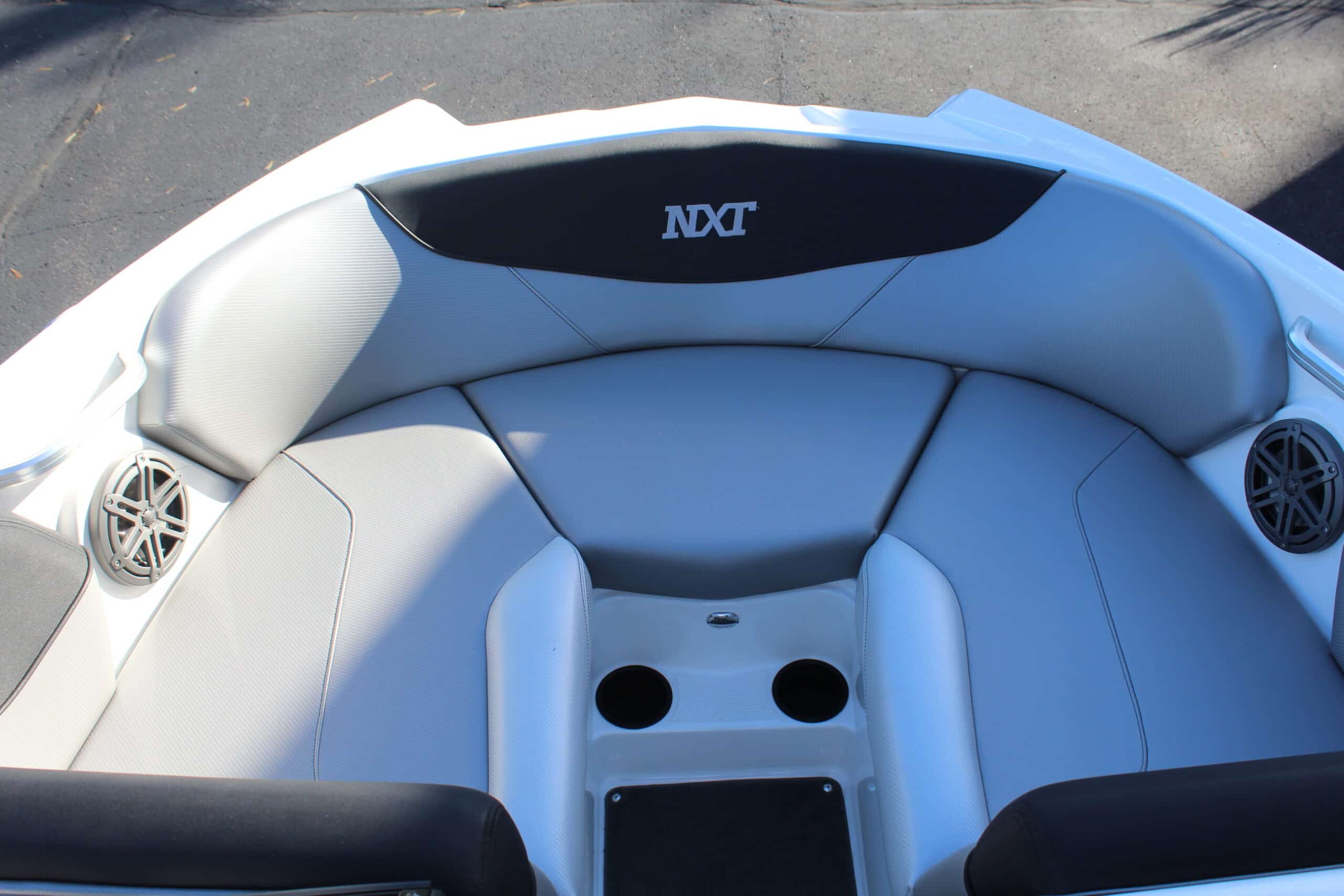 2016 MasterCraft NXT20, photo 12 of 17