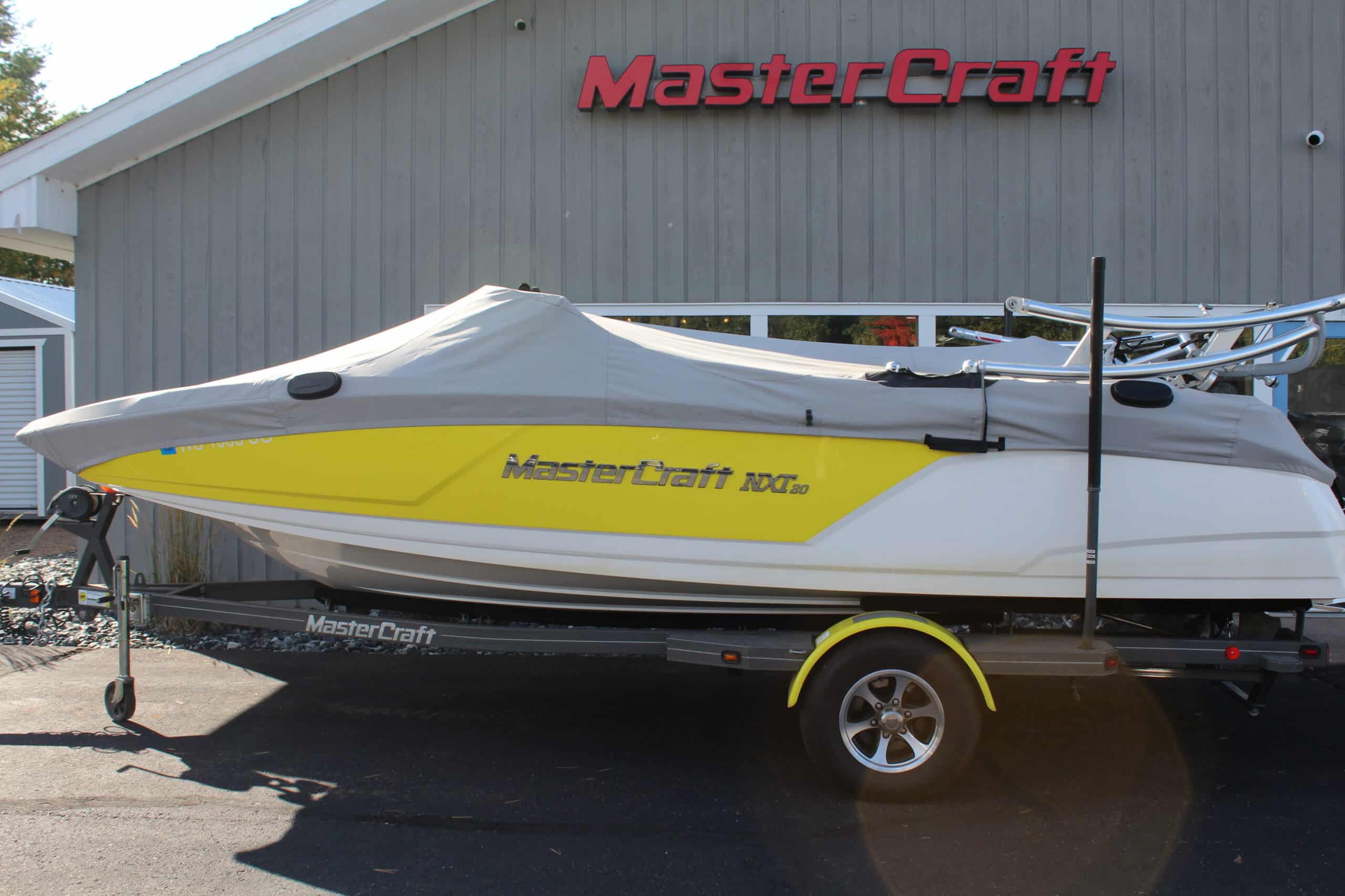 2017 MasterCraft NXT20, photo 2 of 16