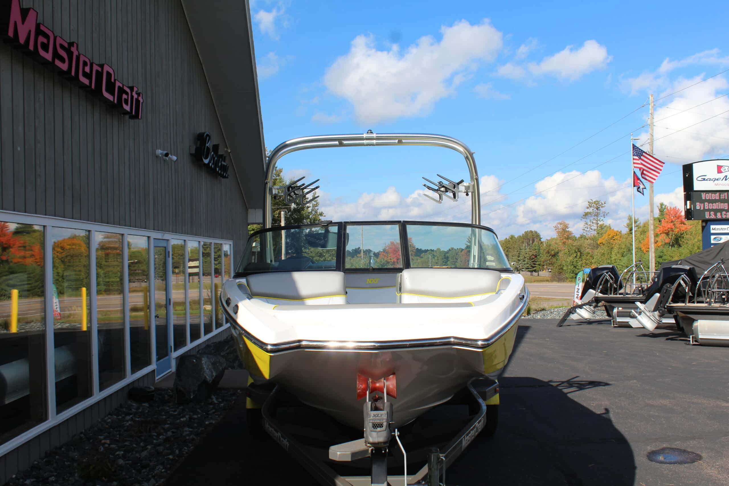 2017 MasterCraft NXT20, photo 4 of 16