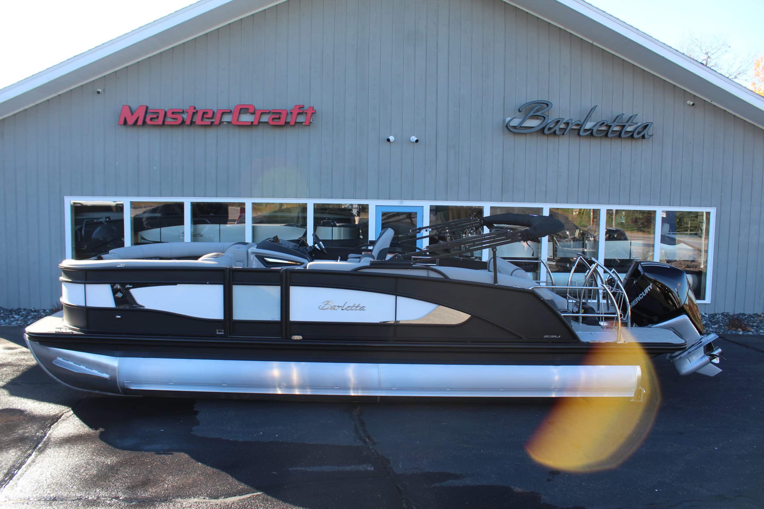 2027 Barletta Lusso23U, photo 1 of 25