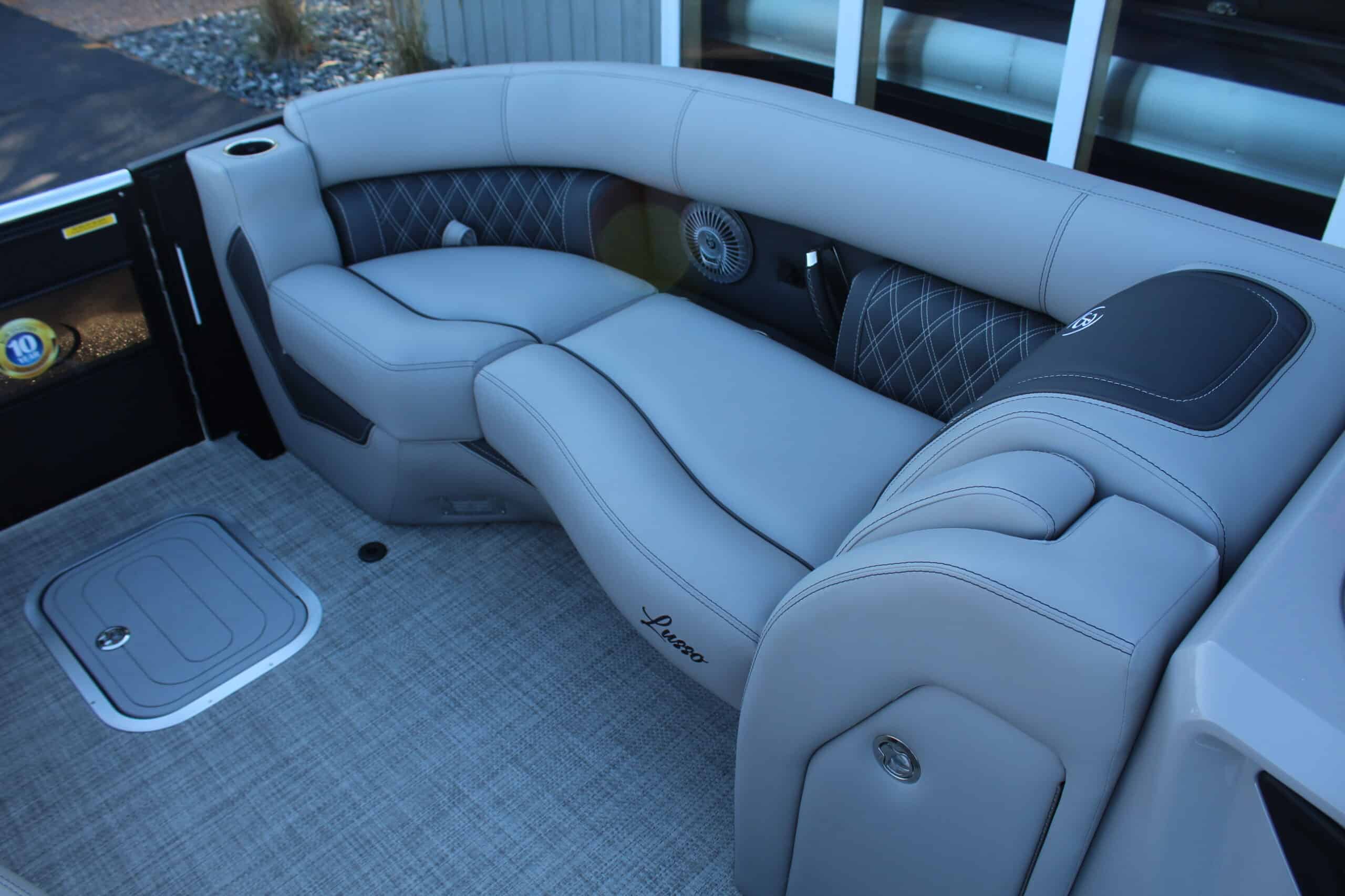 2027 Barletta Lusso23U, photo 16 of 25