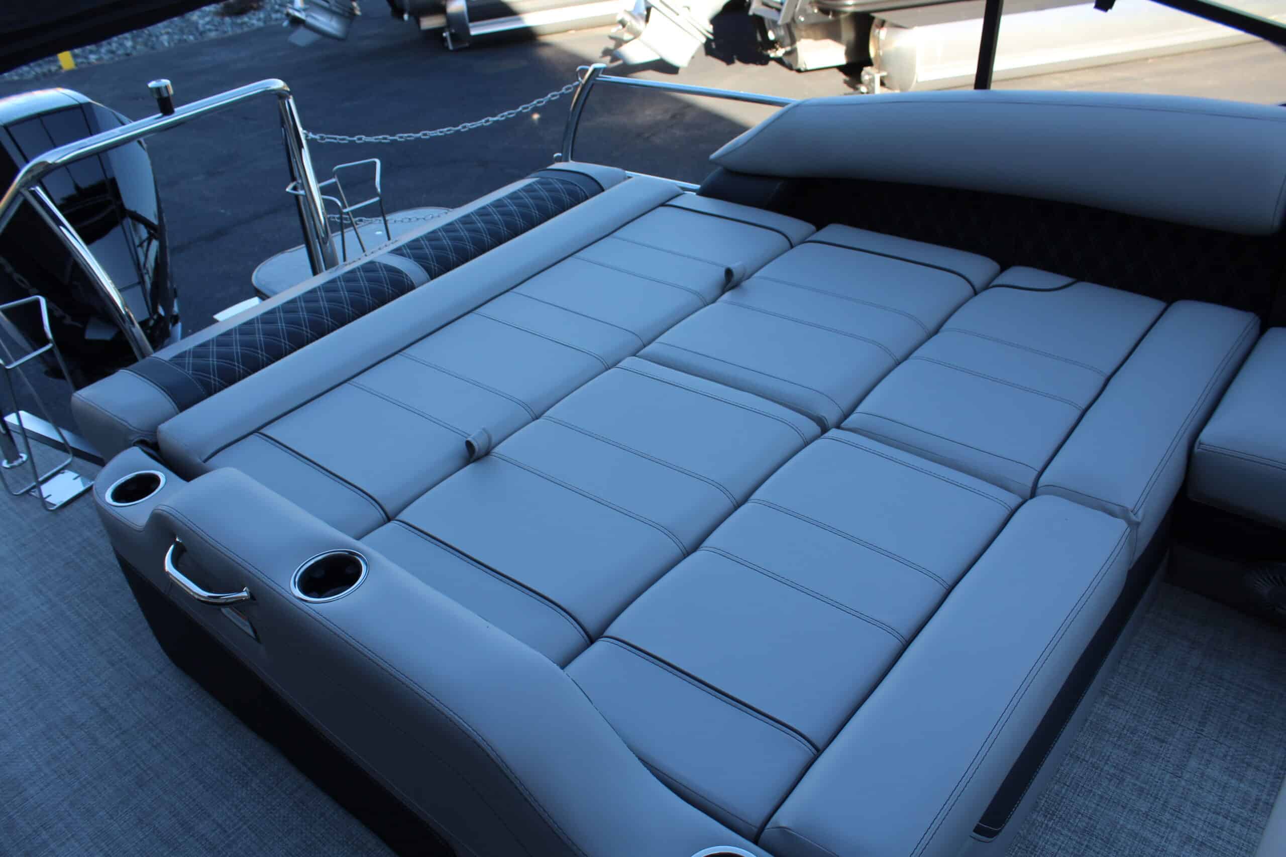 2027 Barletta Lusso23U, photo 22 of 25