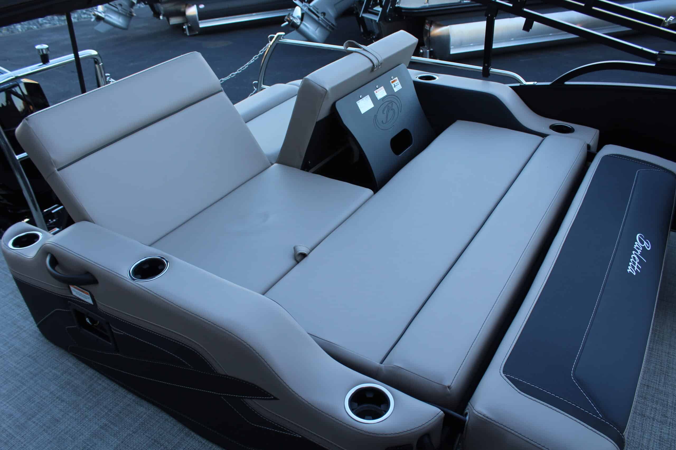 2027 Barletta Cabrio 24UC, photo 21 of 22